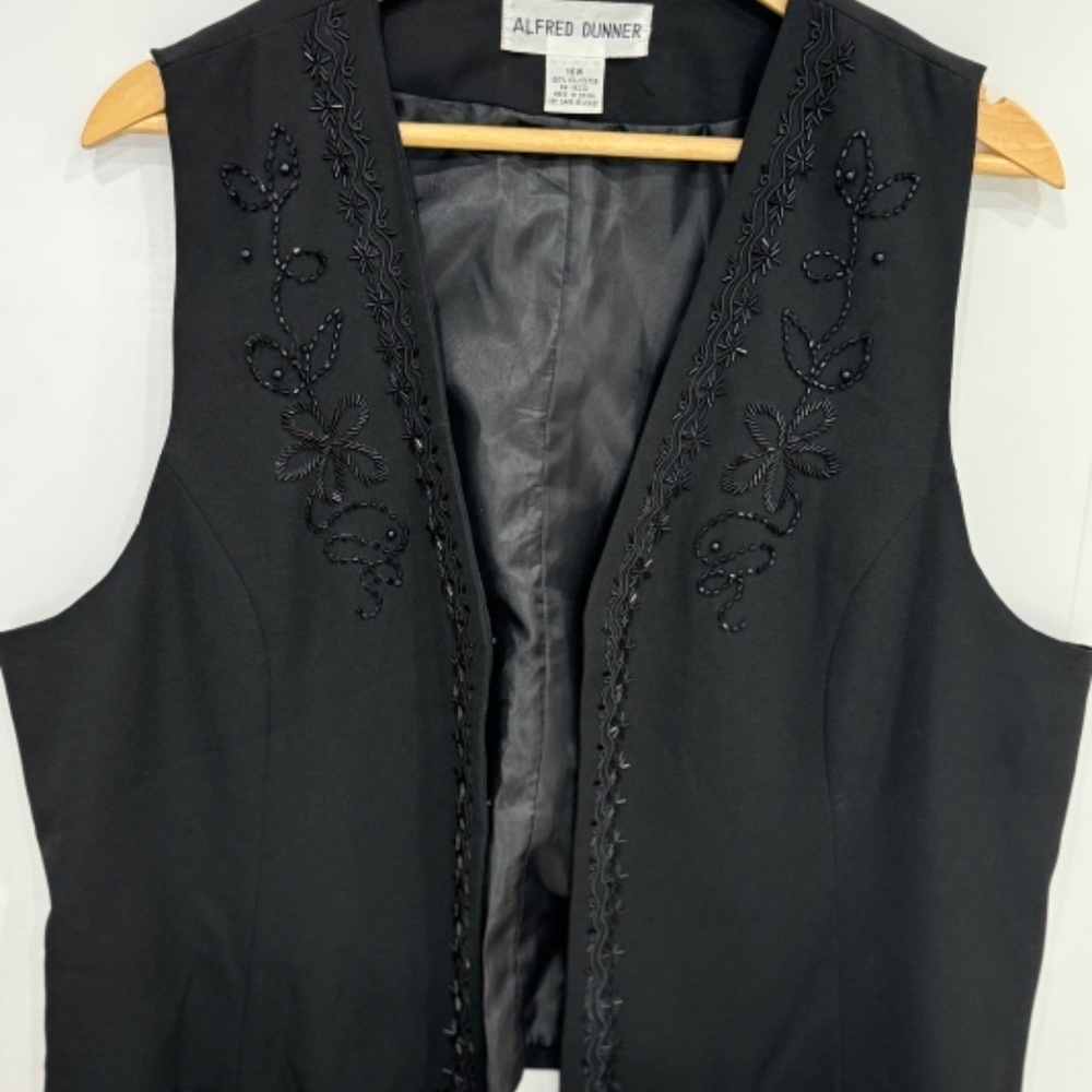 Alfred dunner black beaded sequins vest